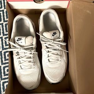 Women’s Nike air max excee sneakers size 11 gray black and pink